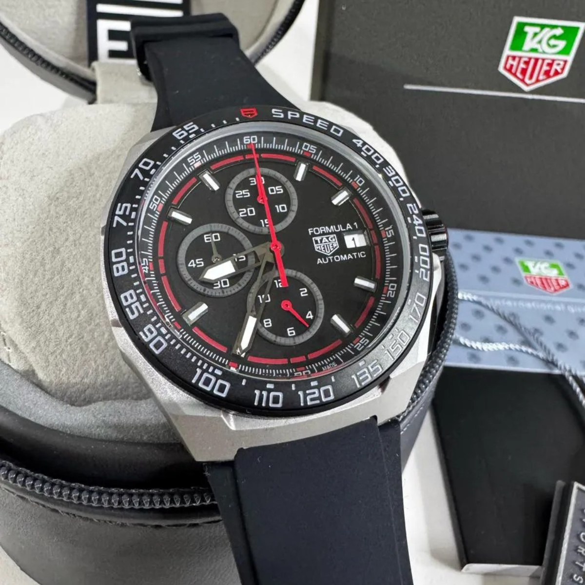 TAG Heuer Formula 1 Automatic Chronograph – Black Red