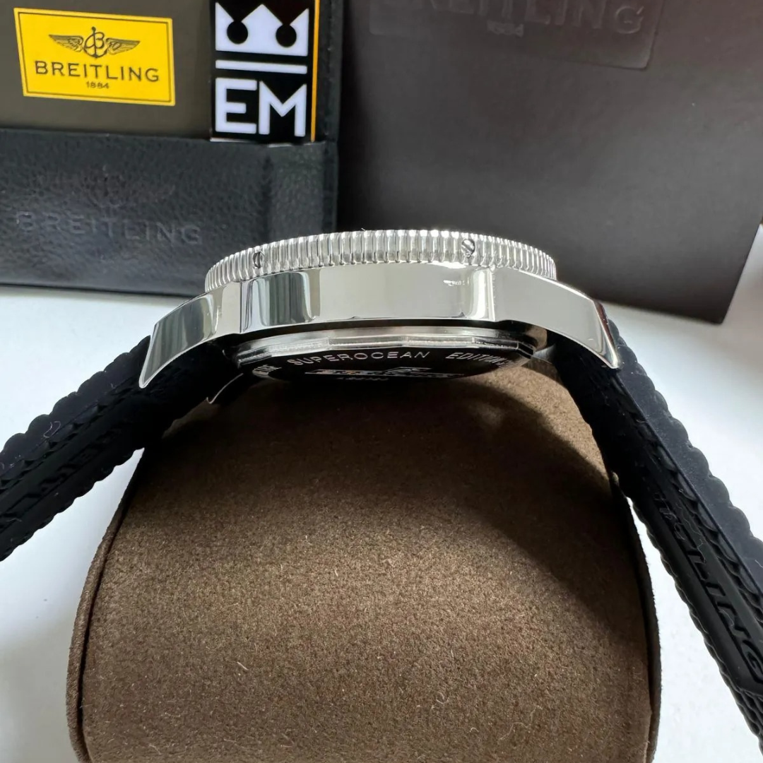 Breitling Superocean Automatic Black