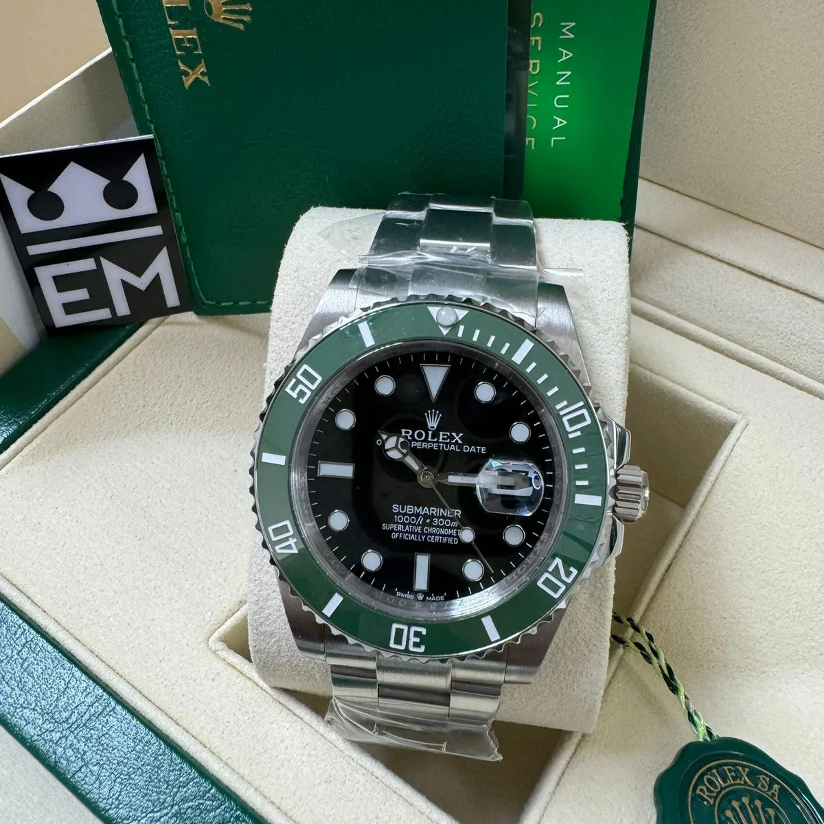 SUB – Black Dial