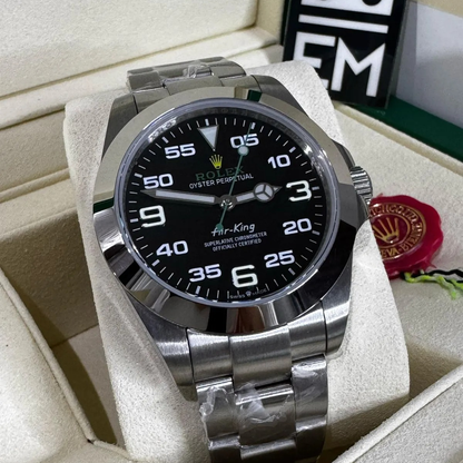 AIRK – Black Dial