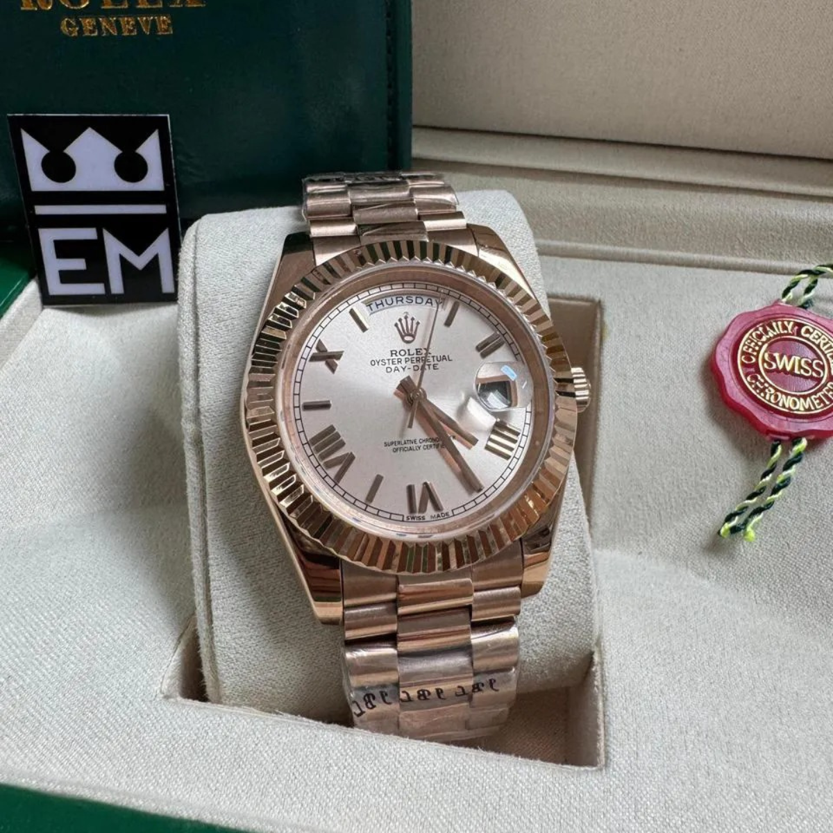 Champagne Dial