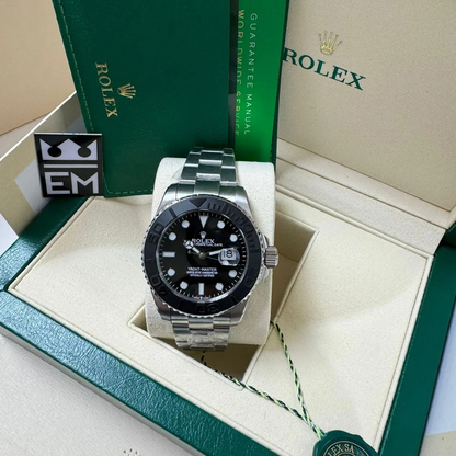 Titan – Black Dial