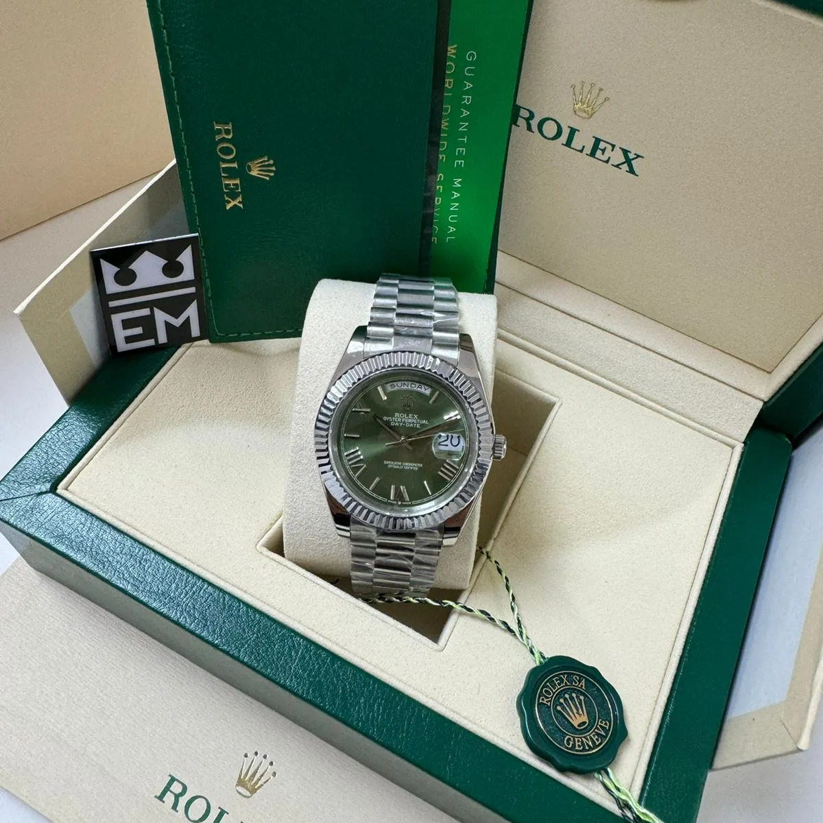 DDATE – Green Dial