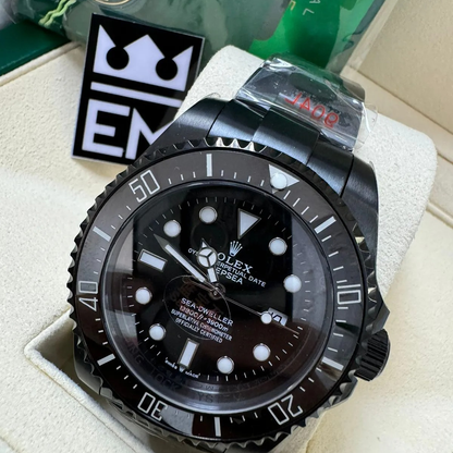 SEAD – Black Dial