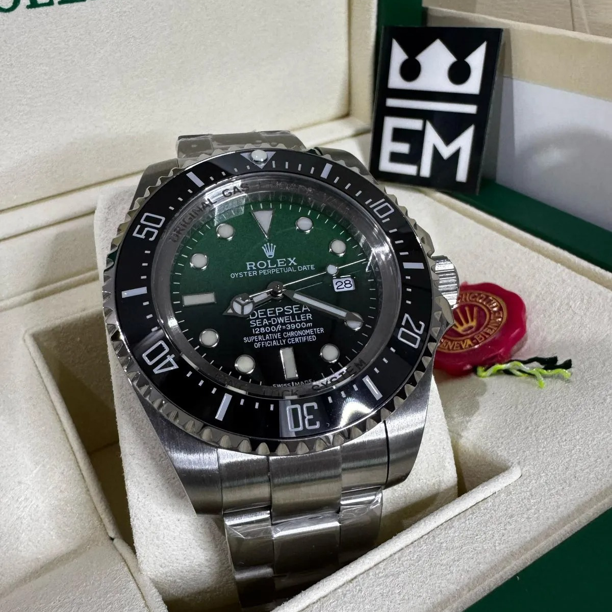 DEEP – Green Dial