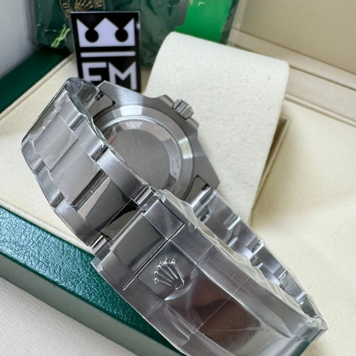 Titan – Black Dial