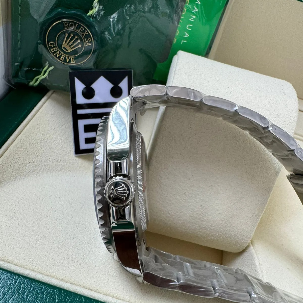 Black/Blue Ceramic – 904L Stainless Steel