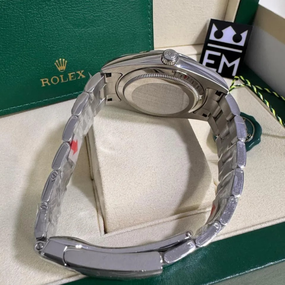 OP – Silver Dial