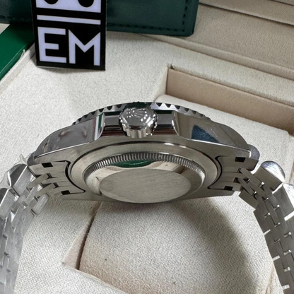 GMT – Black Dial 3