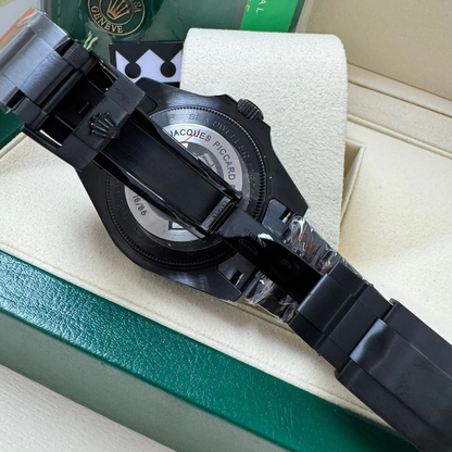 SEAD – Black Dial